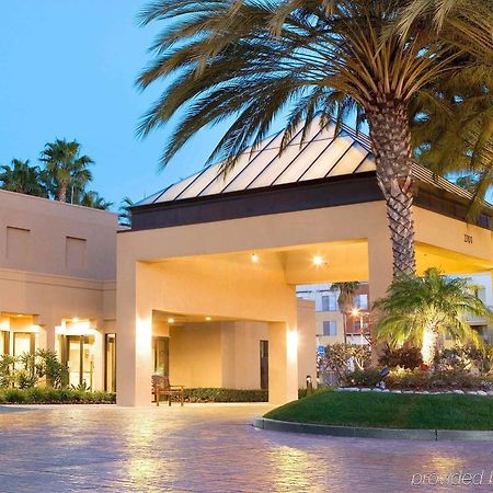 Courtyard Irvine John Wayne Airport/Orange County Hotel Exterior foto
