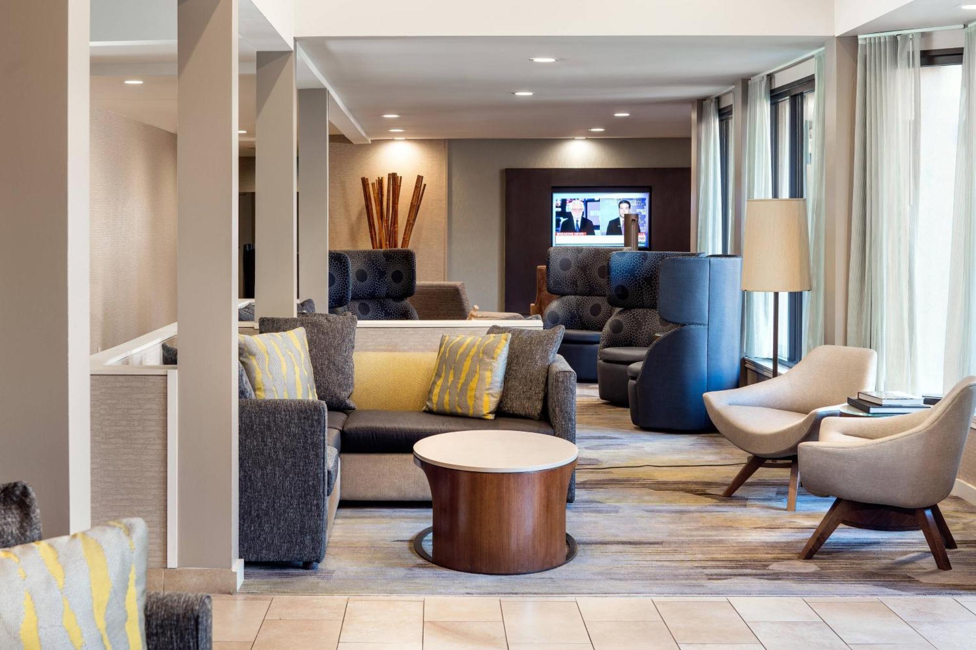 Courtyard Irvine John Wayne Airport/Orange County Hotel Exterior foto